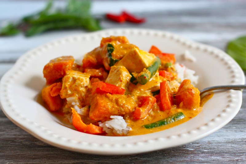 Овощное рагу с куриной грудкой