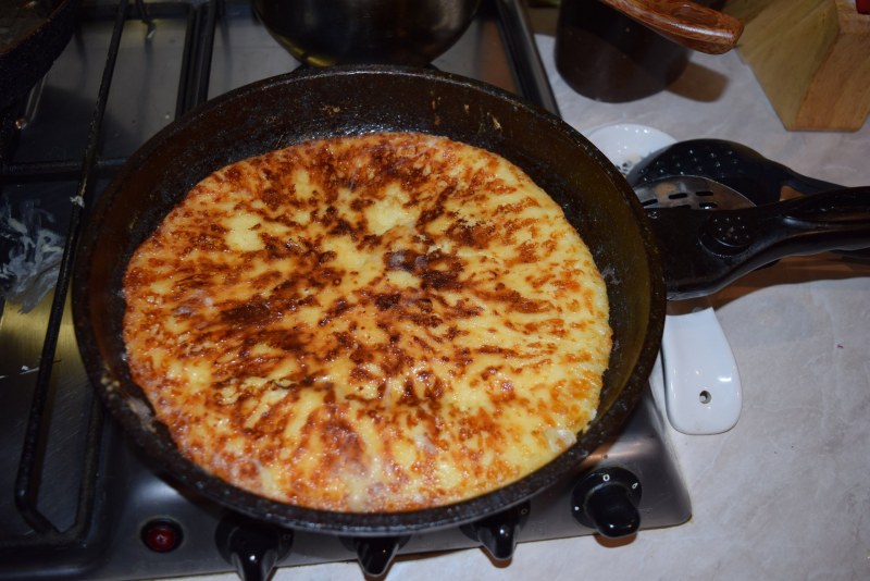 Ленивые хачапури (сырные лепешки)