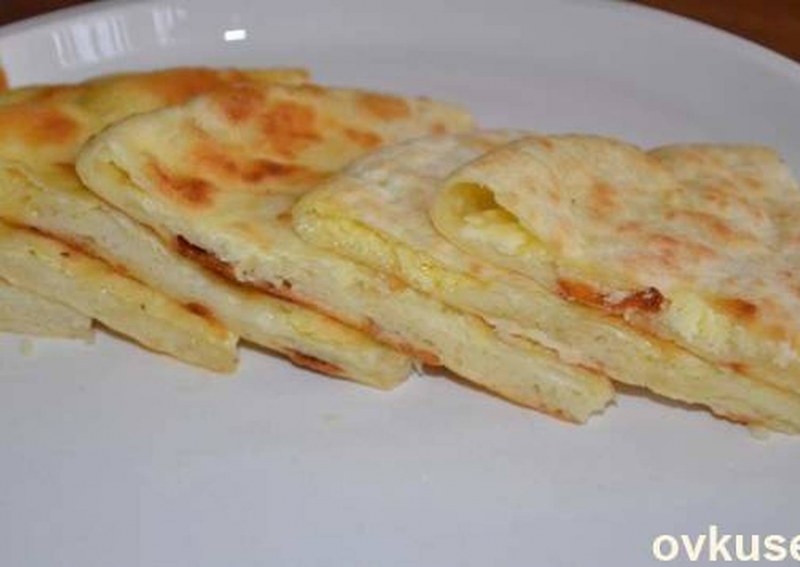Пирог хачапури на сковороде