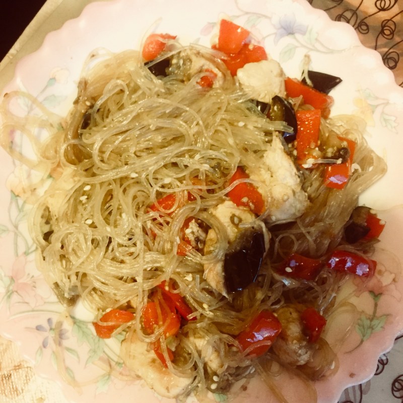 Фунчоза с грибами и овощами