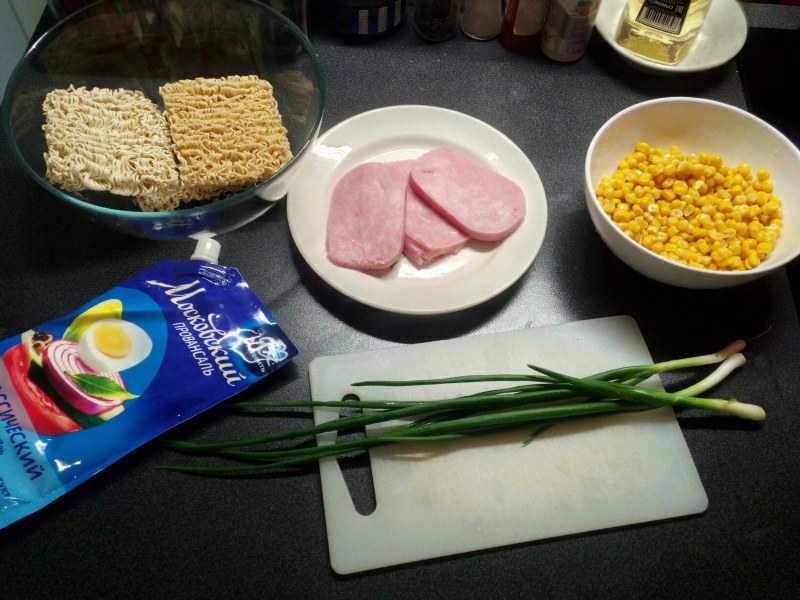Макароны бантики с овощами