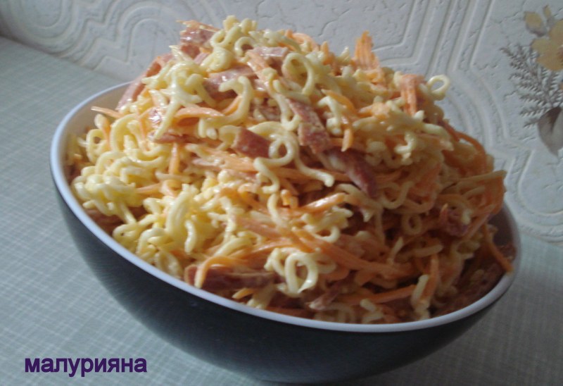 Салат из РОЛЛТОНА