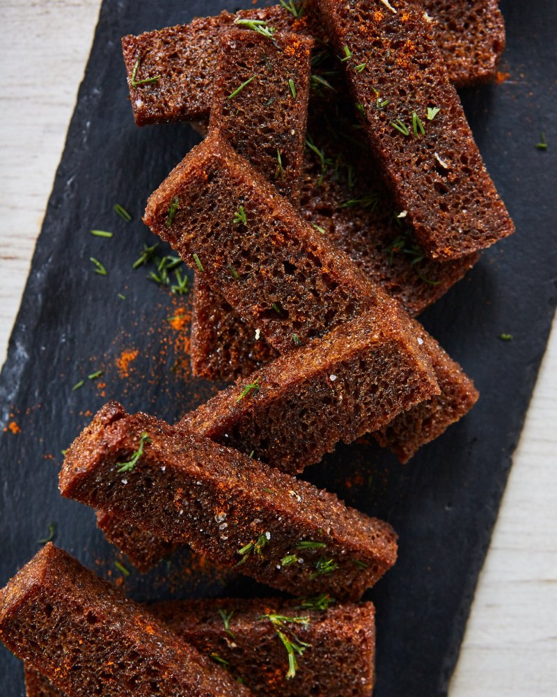 Гренки с чесноком