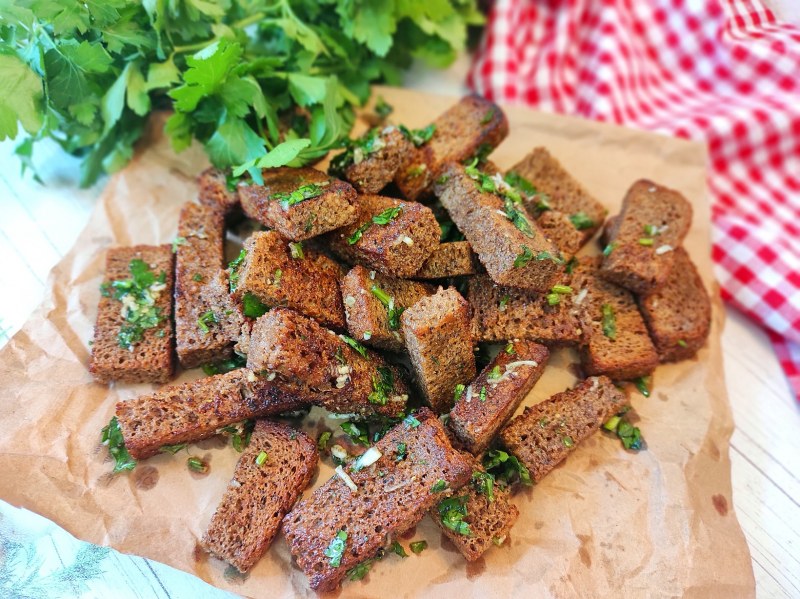 Гренки из ржаного хлеба