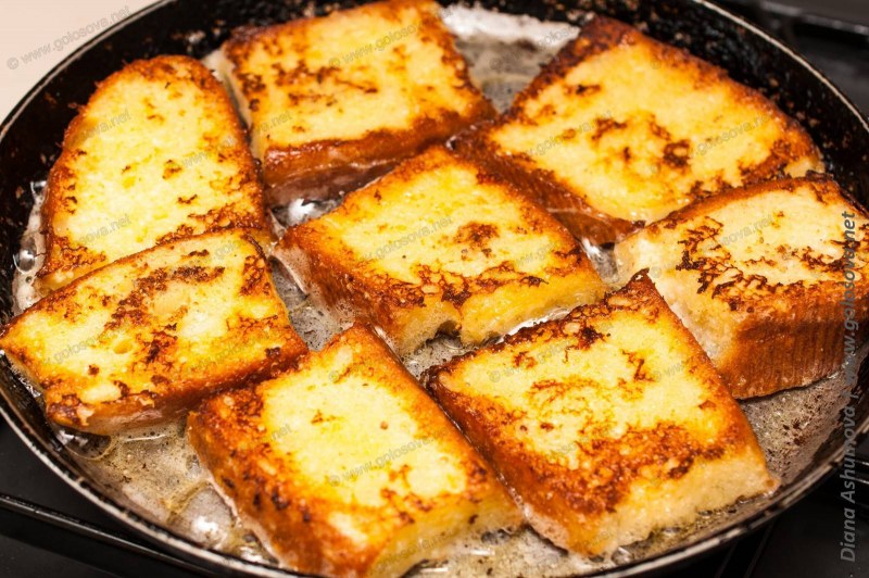 Гренки с сыром на сковороде