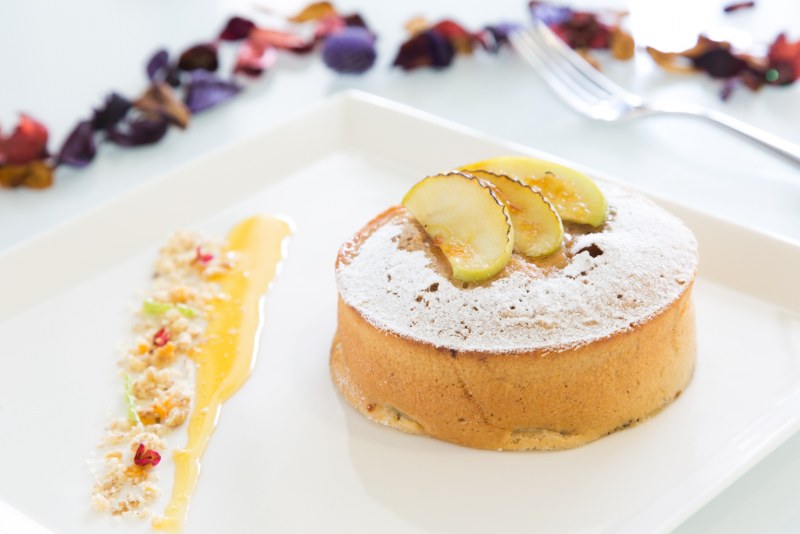 Французская шарлотка с яблоками