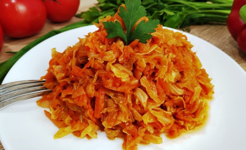 Блюда с тушеной капустой