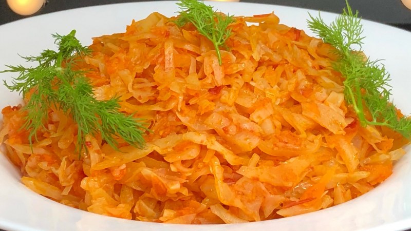 Капуста тушеная гарнирная