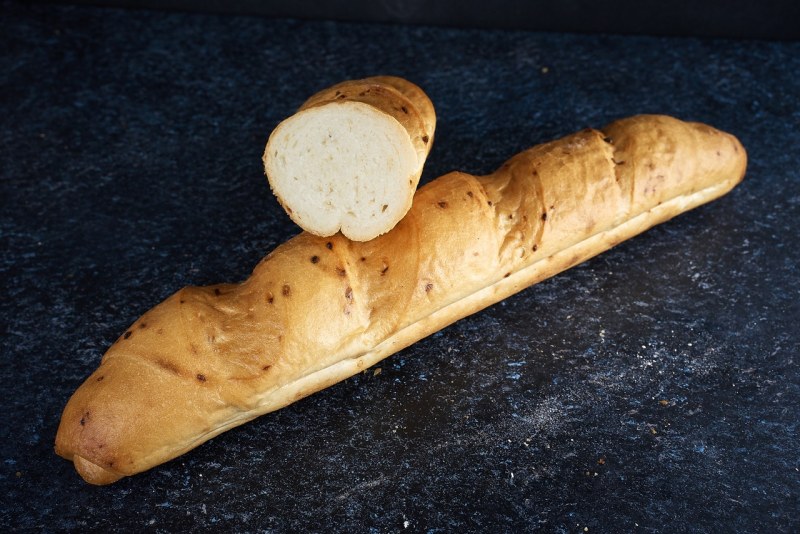 Багет с луком