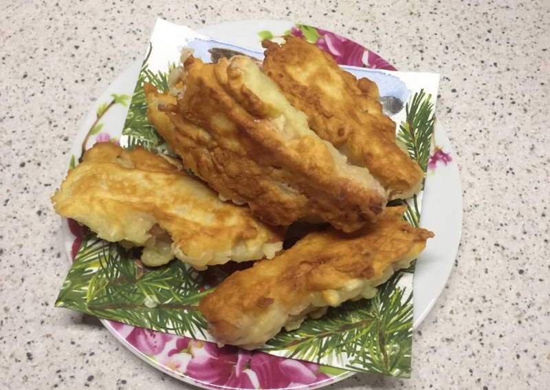 Сосиски в кляре в духовке