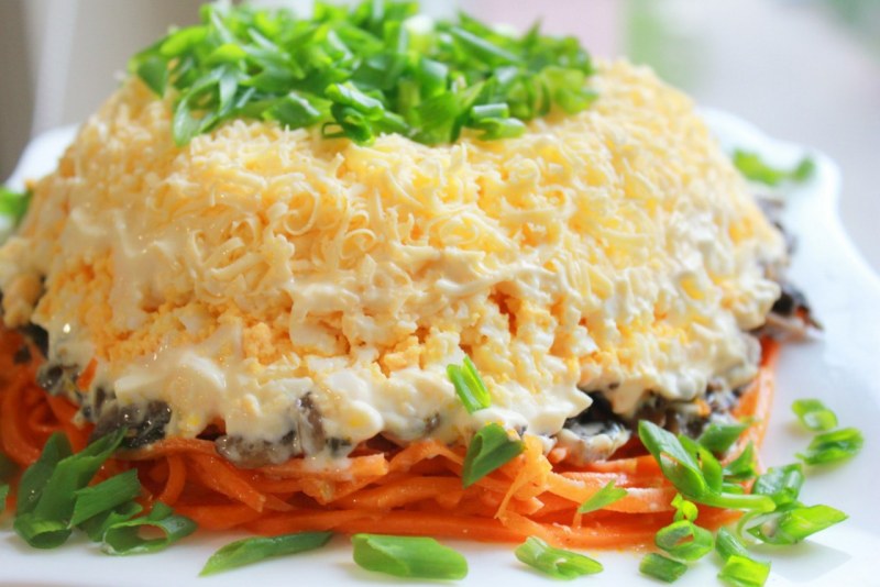 Салат с курицей и корейской