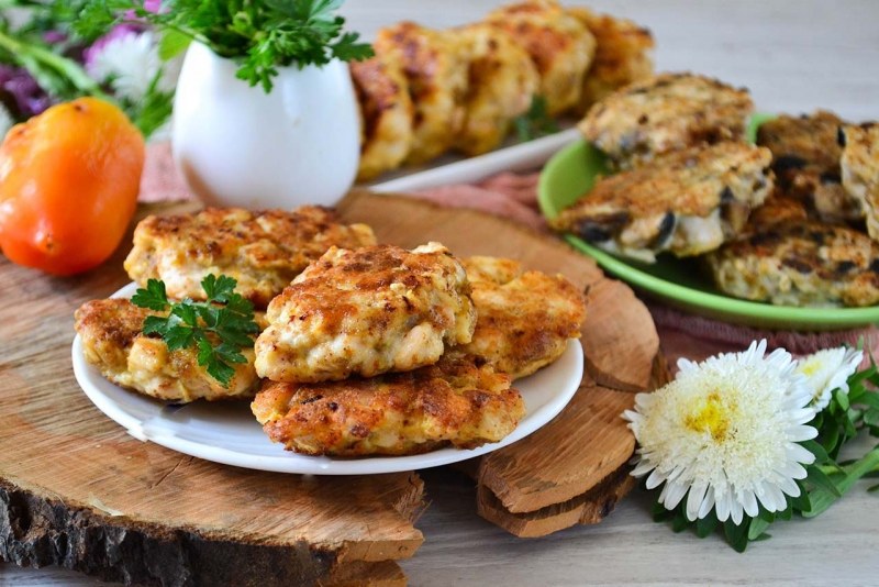 Котлеты с майонезом и крахмалом
