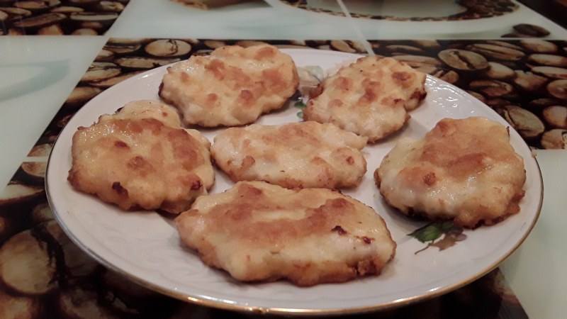 Котлеты по-албански из куриного филе