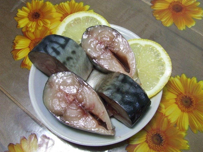 Селёдка малосольная скумбрия