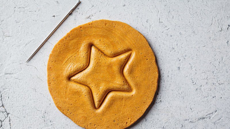 Dalgona cookie