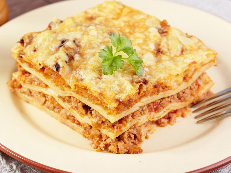 Лазанья из лаваша с соусом бешамель