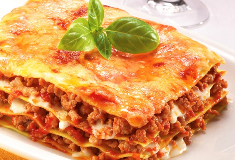 Лазанья с курицей и грибами