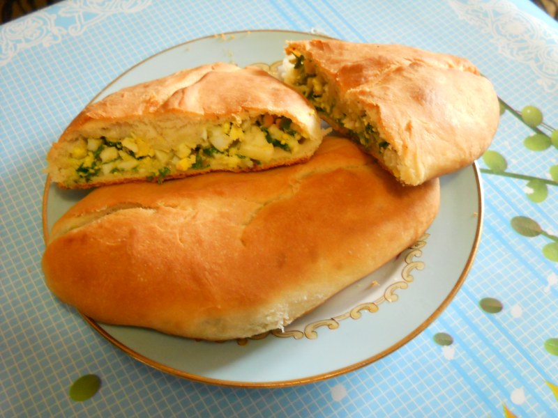 Пирожок Печеный с рисом и яйцом