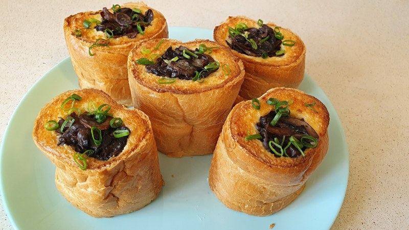 Пеньки из багета с начинкой