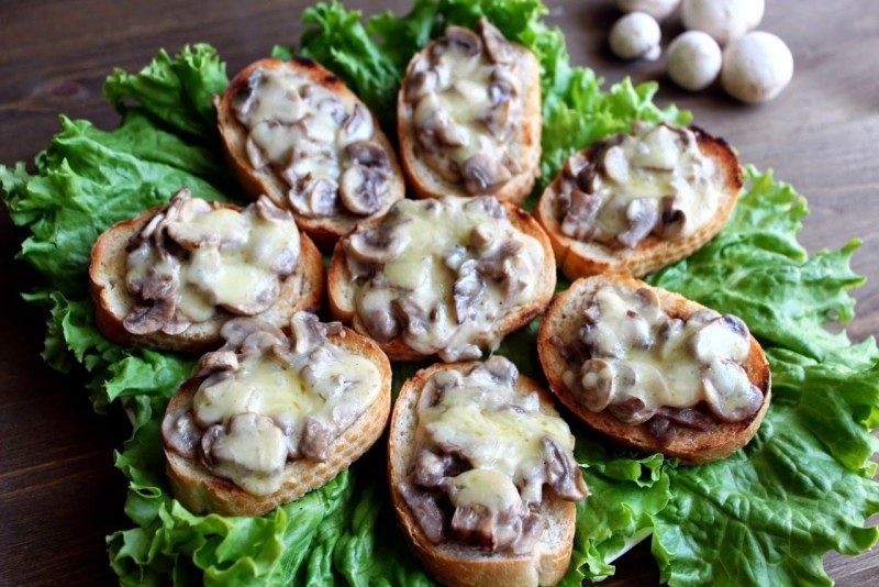 Закуска с грибами