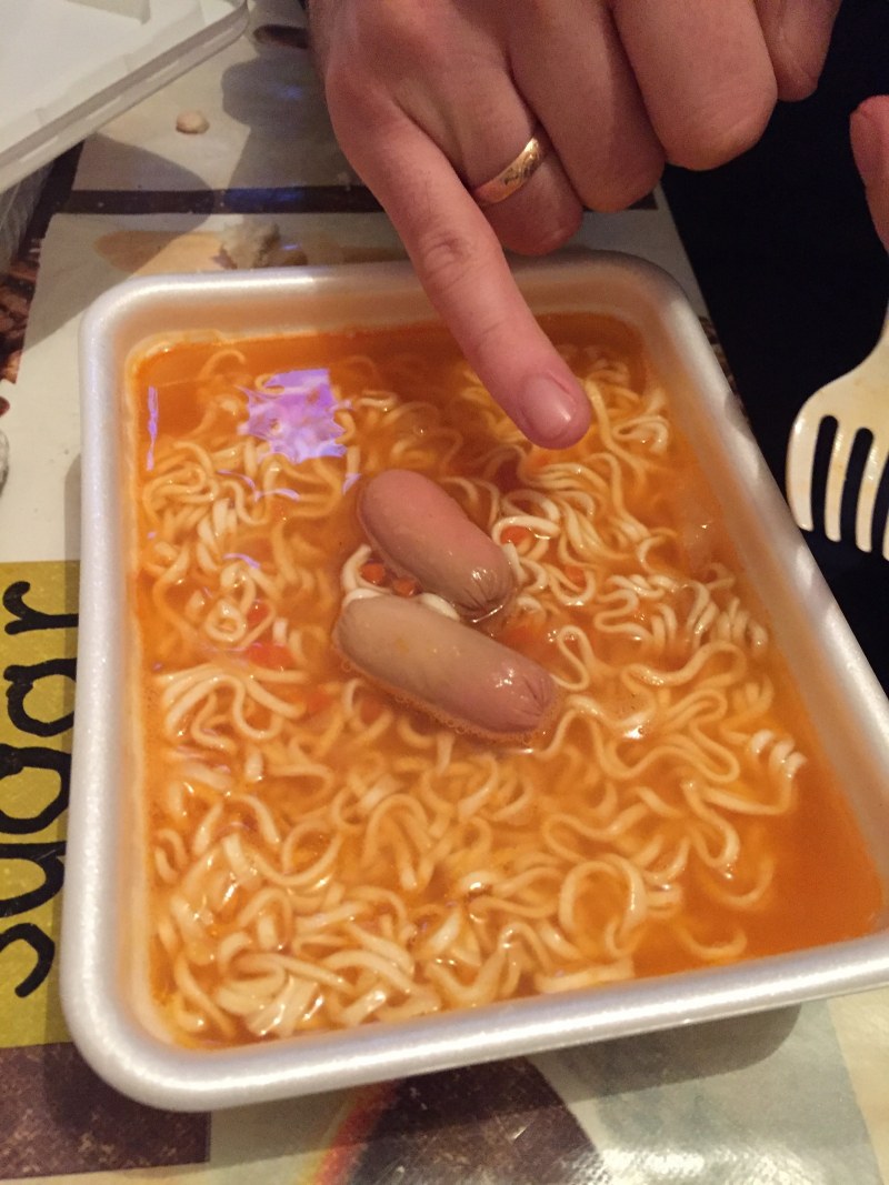 Доширак с сосисками