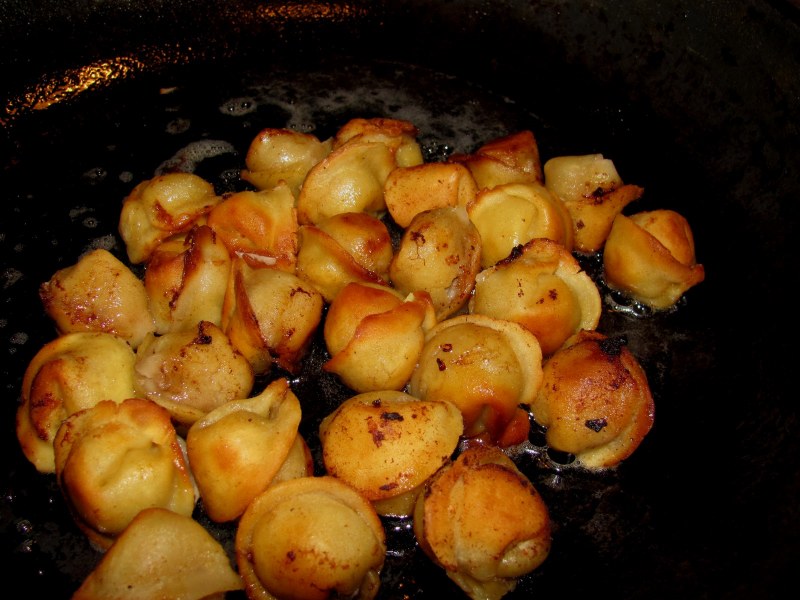 Жареные пельмешки