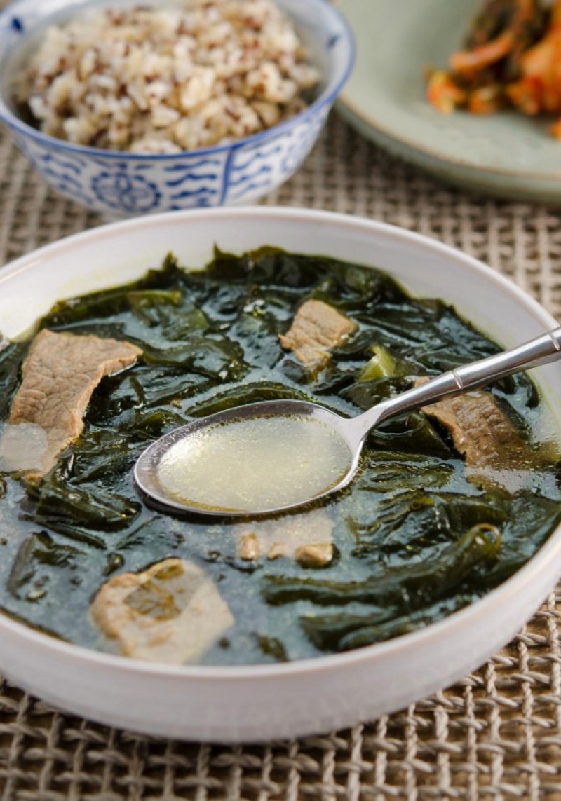 Миек Кук корейский суп