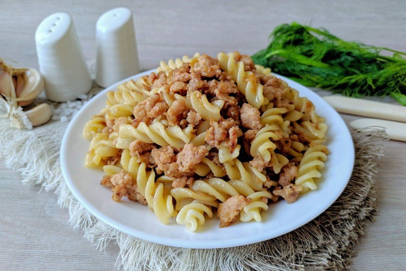 Макароны по-флотски с фаршем