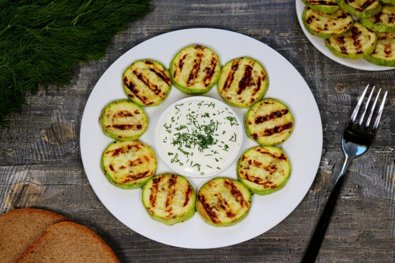 Кабачки с грибами