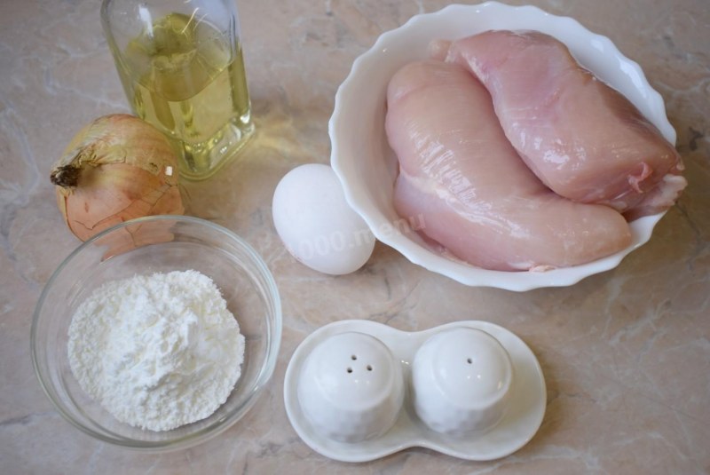 Котлетки с грудки куриной рубленные