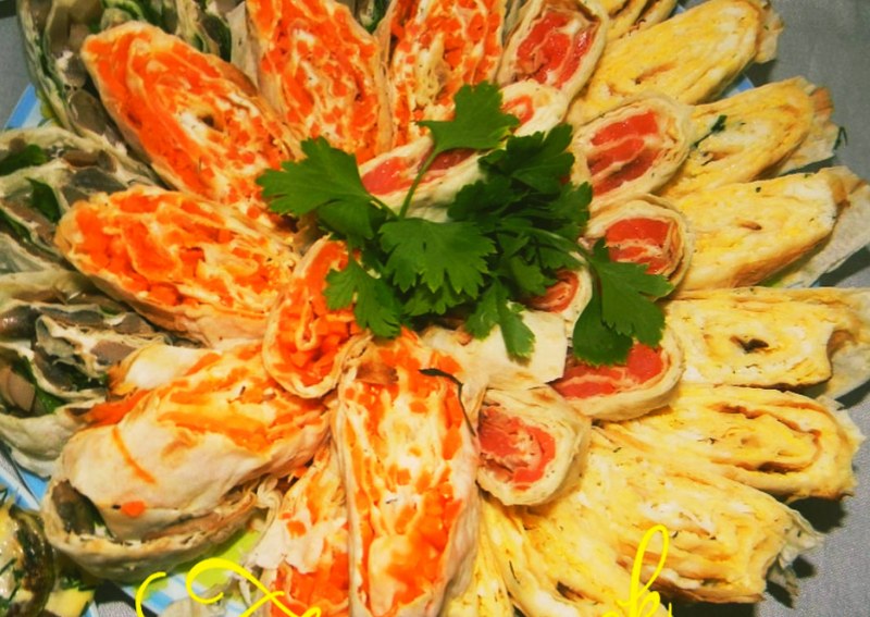 Рулет с морковью по корейски