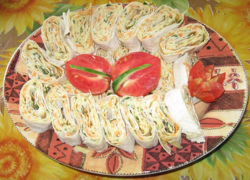 Конверты из лаваша с колбасой