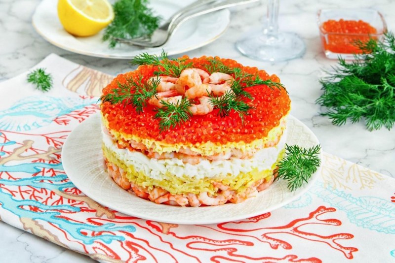 Салат Королевский с креветками и кальмарами