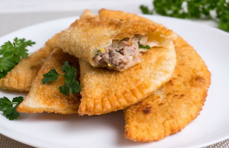 Чебуреки домашние