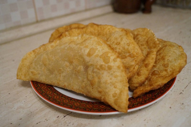 Красивые беляши чебуреки