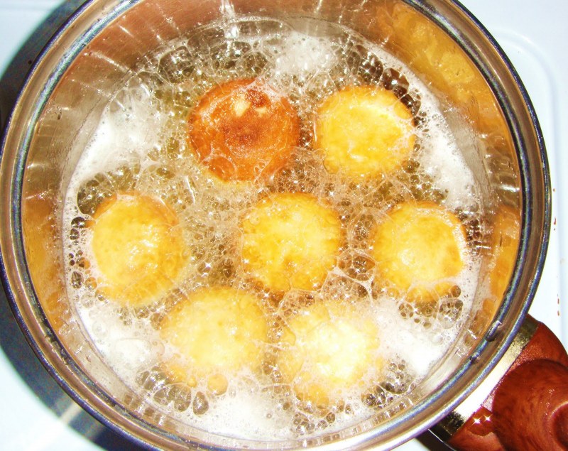 Пончики жареные в масле
