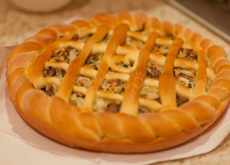 Открытый пирог с капустой