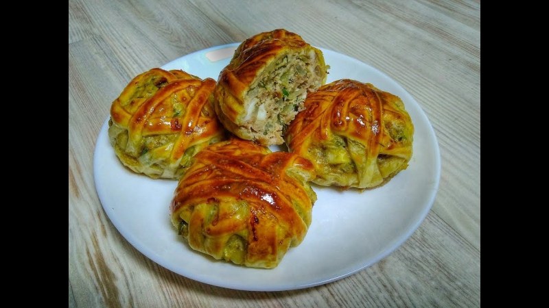 Мясные клубочки в слоеном
