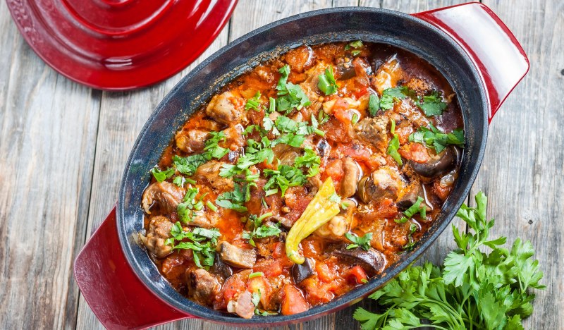 Баклажаны с мясом и овощами