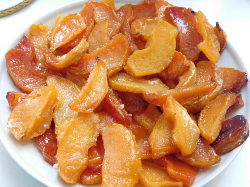 Блюда с айвой, тыквой и мясом