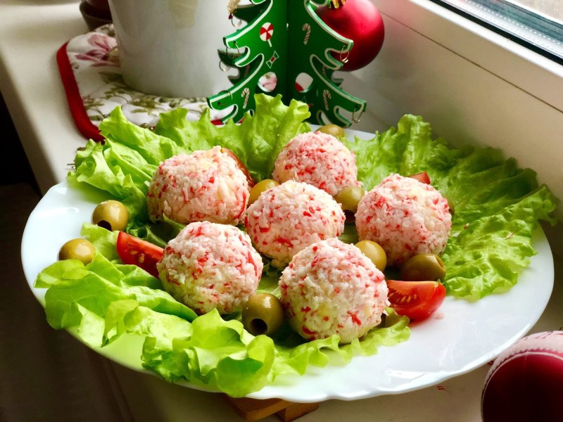 Закуска из крабовых палочек