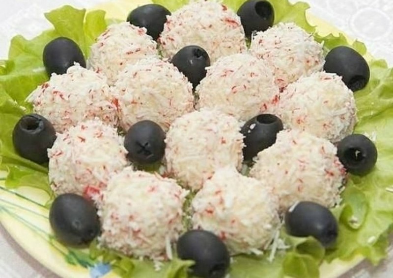 Закуска рафаэлки с крабовыми палочками