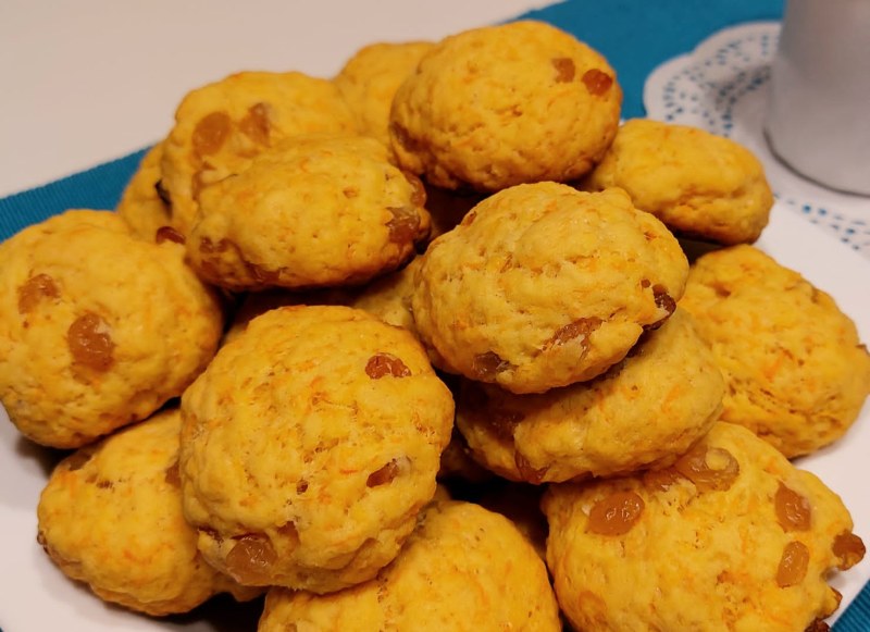 Морковное печенье с изюмом