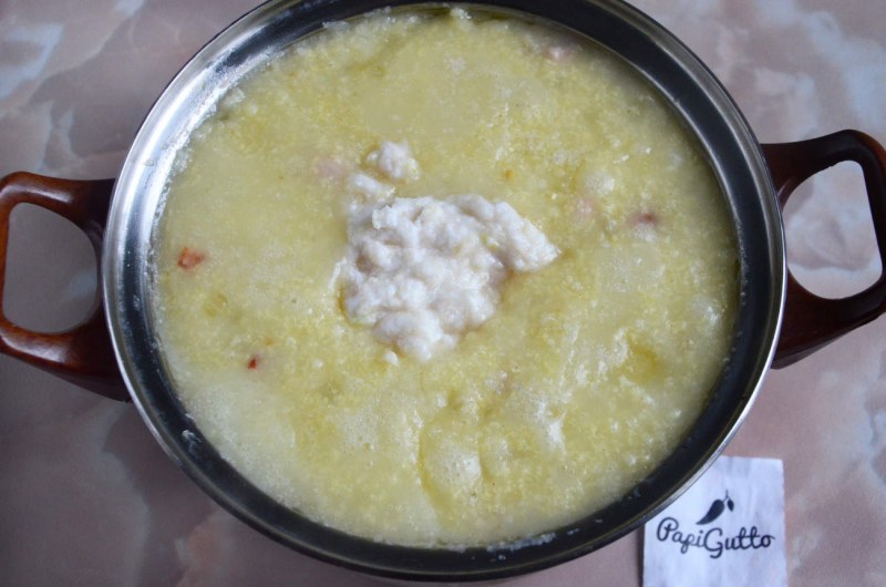 Кулеш со шкварками из муки