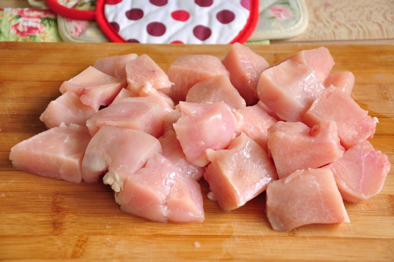Куриное филе кусочками