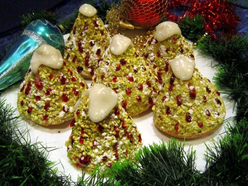 Канапе «Божья коровка» с маслинами
