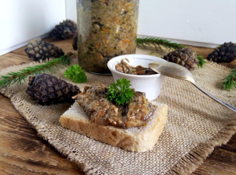 Грибная икра Ивлев