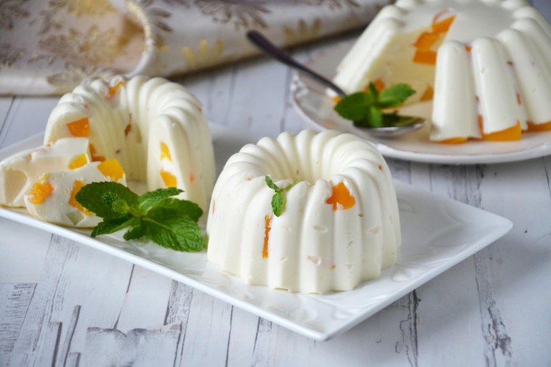 Бланманже творожное с фруктами