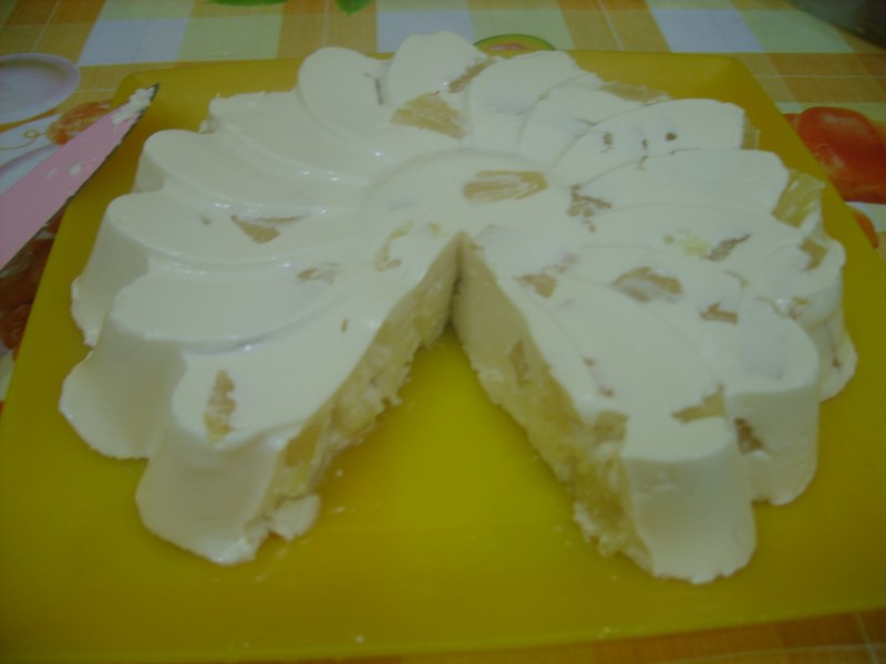 Творожное желе с ананасами