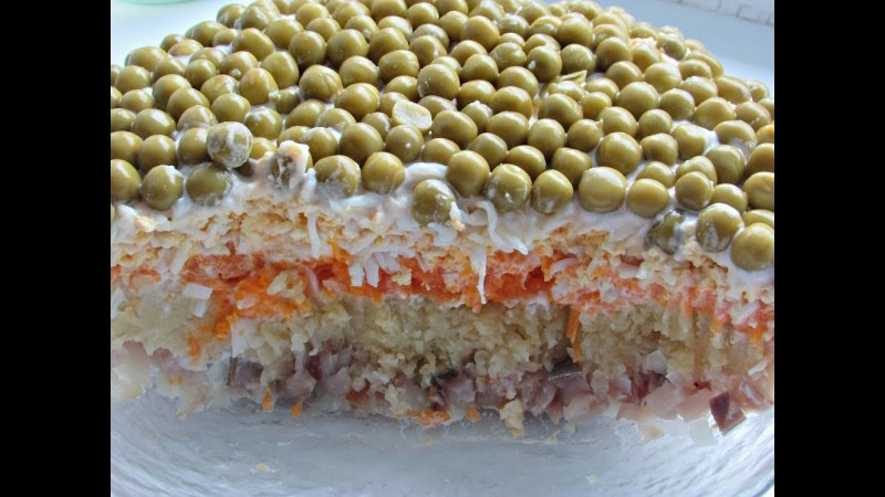 Салат из копченой скумбрии